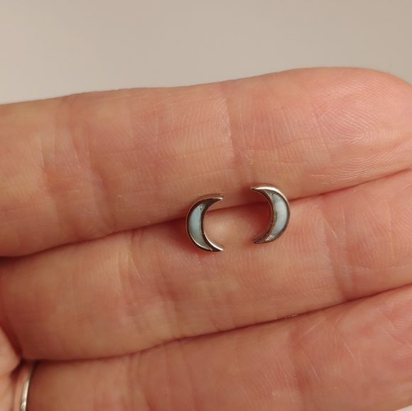 925 Sterling Silver Genuine Larimar Moon Earrings - Picture 2 of 6